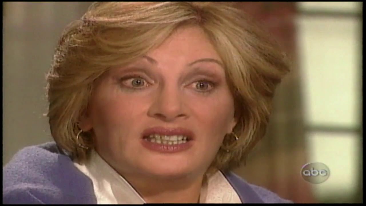 Video Thumbnail: Nancy Collins Interviews Linda Tripp